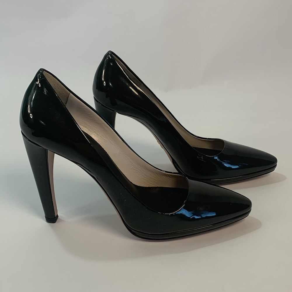 New Prada  patent leather pumps black size 36.5